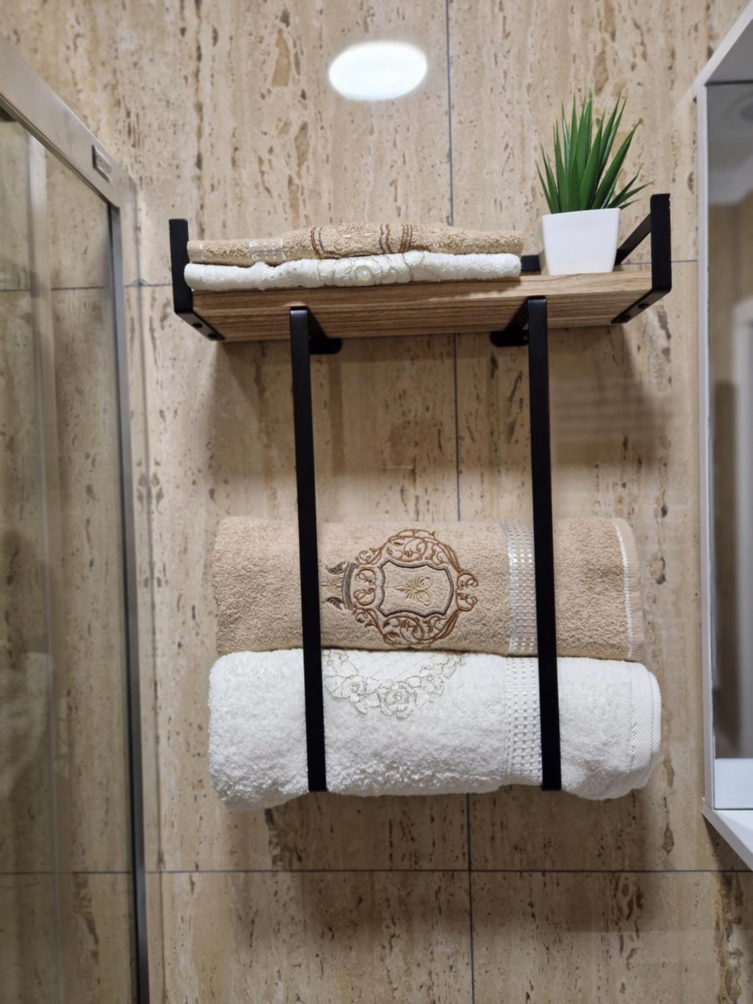 Craitelor Boutique Airport Apartment 奥托佩尼 外观 照片